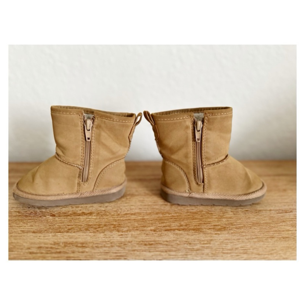 Gap Boots - Picture 2 of 5